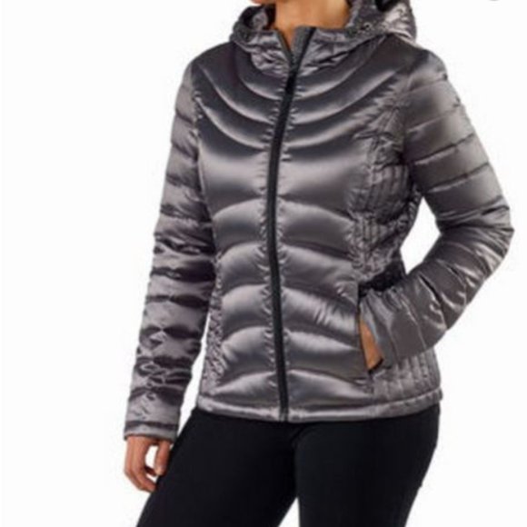 Marc Jacobs Jackets & Blazers - MARC JACOBS Premium Duck Down Quilted Puffer Coat